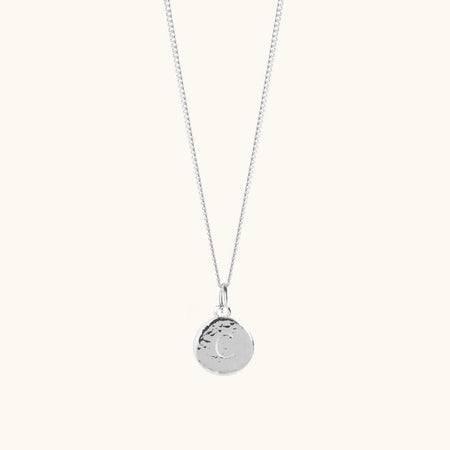 Initial Hammered Disc Curb Chain Necklace in Silver